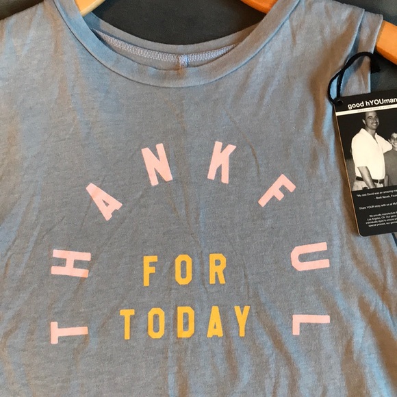 NWT good hYOUman “Thankful for Today” crop - Picture 4 of 11